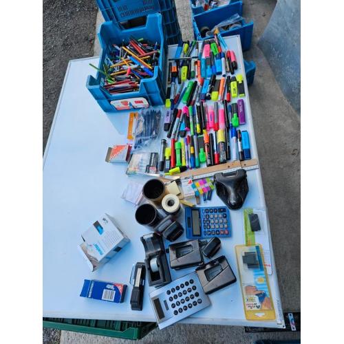 Un lot de bureau tout pour 50€
