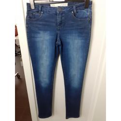 LOLA & LISA Blauwe jeans Maat: 38 Prijs: € 3
