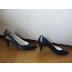 blauwe pumps - Tiffany - maat 39 - nieuw