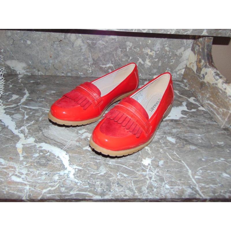 Schoenen in lakleer Damart nieuwstaat