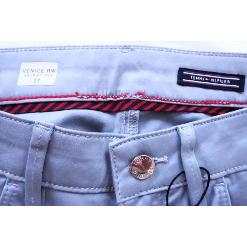 Nieuwe jeansbroek Tommy Hilfiger. Maat 27.