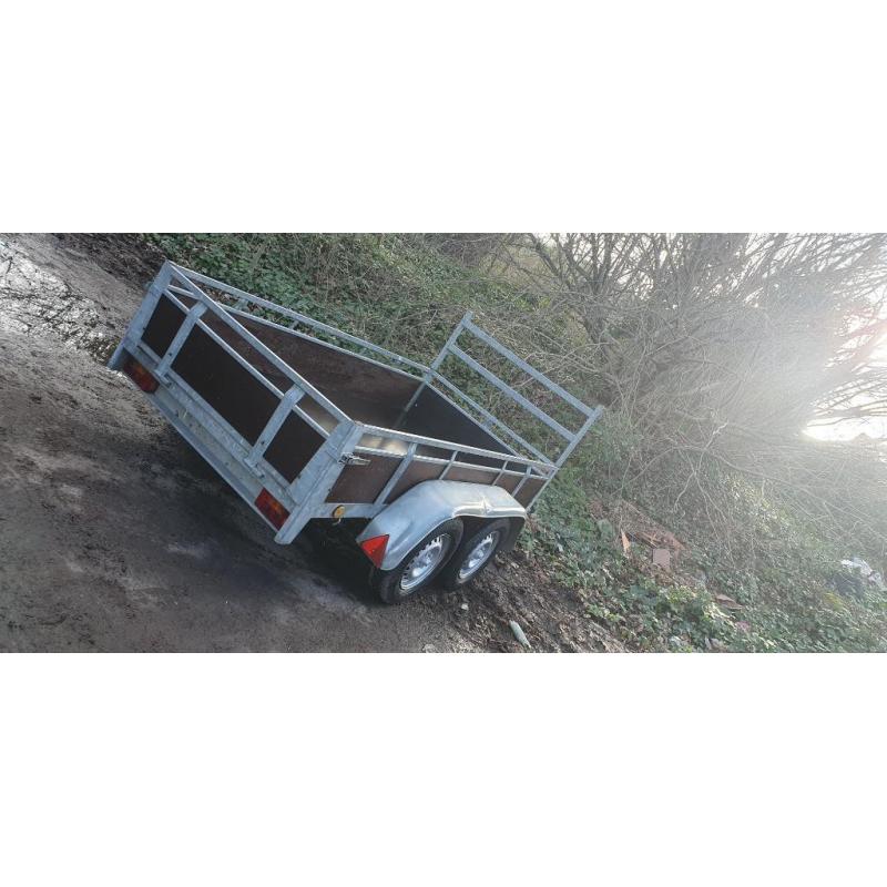 Remorque double essieux 750kg 2.58m/1.30m
