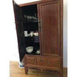 Antieke Chinese buffet/servies kast