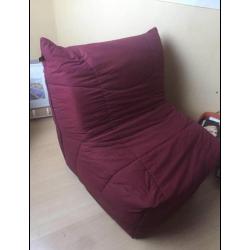 Omvormbaar zetelbed