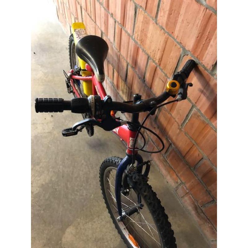 mooie jongensfiets van 5 tot 7-8 jaar