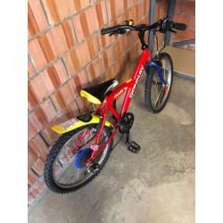 mooie jongensfiets van 5 tot 7-8 jaar