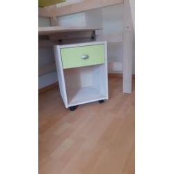 grenen white wash hoogslaper met bureau en kastje op wielen