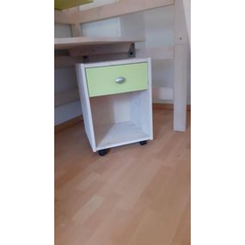 grenen white wash hoogslaper met bureau en kastje op wielen