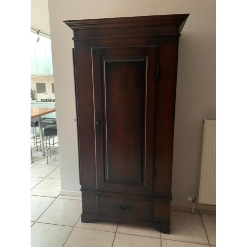 massief houten (jagers)(bar)kast