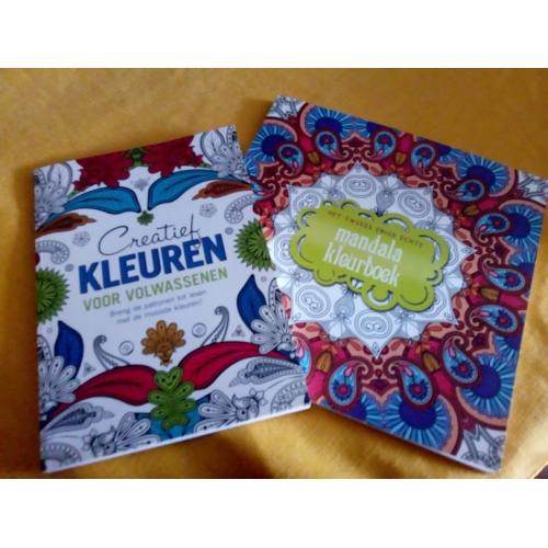 inkleurboeken, mandala's en andere