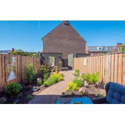 Tussenwoning in Hoef en Haag Midden Nederland nieuw dorp