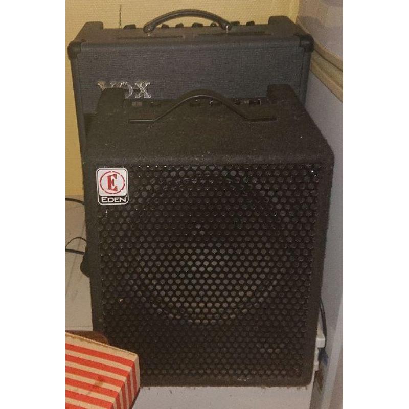3 GITAARVERSTERKERS   AKOESTISCHE EN BASGITAAR