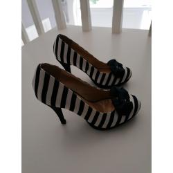 pumps maat 38 merk Gloeckner