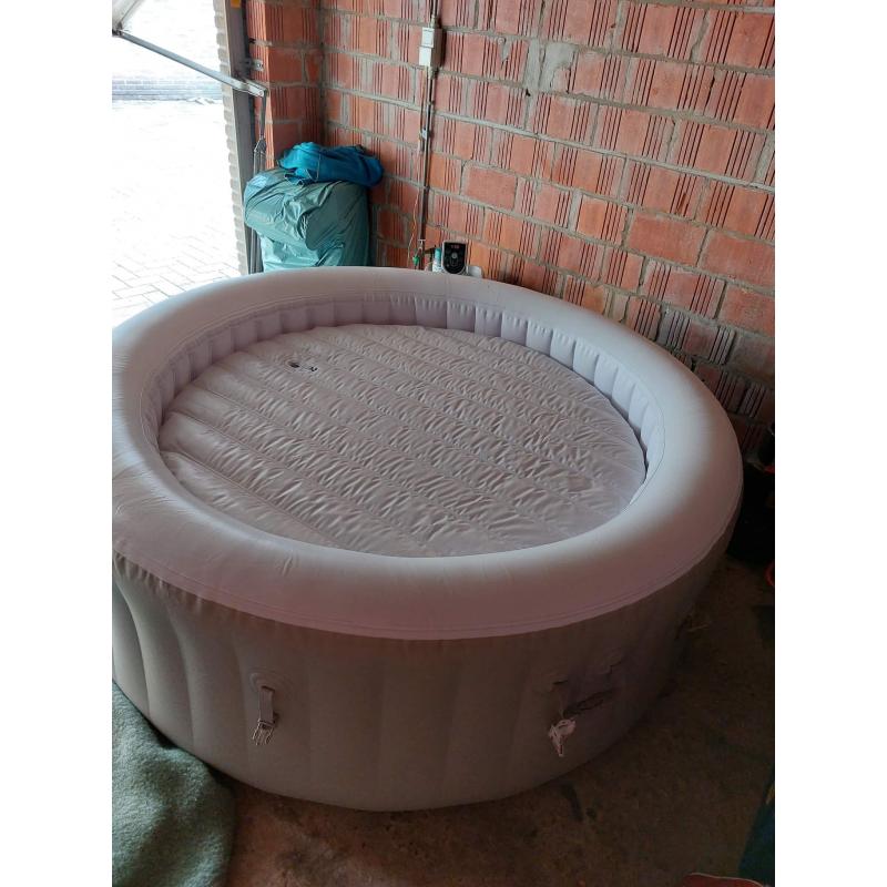 Jacuzzi