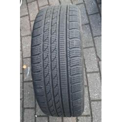 4 winterbanden  op aluminium velgen maat 215/55R16 97HXL