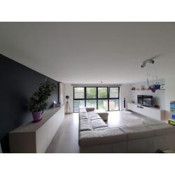 Groot huis met 5 slaapkamers.