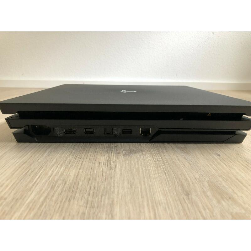 Playstation 4 pro 1tb