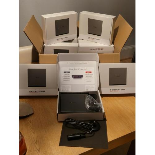 Selling New Latest Bobcat Miner 300 Helium Hotspot EU/US Available