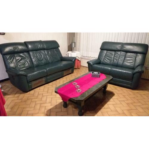 Leren salon petrol kleur met 2 relaxen, 3-zit en 2-zit