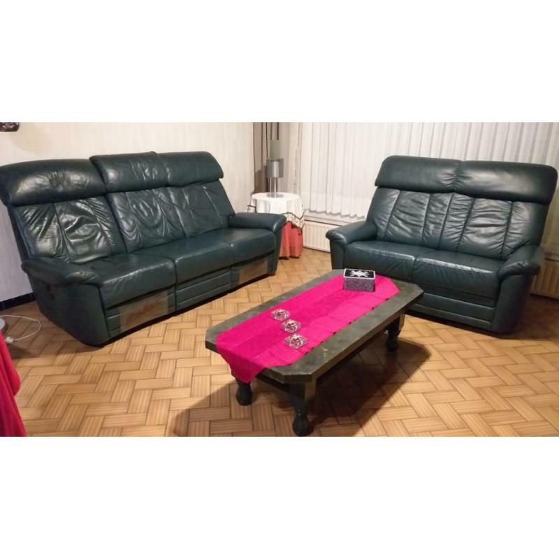 Leren salon petrol kleur met 2 relaxen, 3-zit en 2-zit