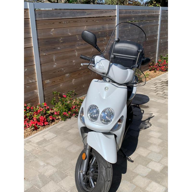 Buitenkansje! Yamaha Neos 4