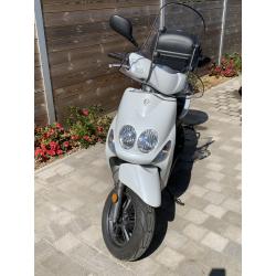 Buitenkansje! Yamaha Neos 4
