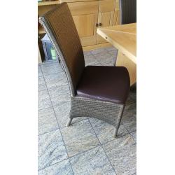 stijlvolle gevlochten rieten stoelen