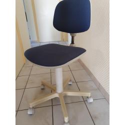 Bureaustoel blauw/creme        *moet weg wegens verhuis  29€