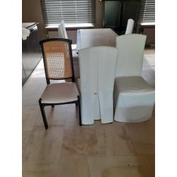 Volledige eetplaats, dressoir, barkast, tafel en 6 stoelen