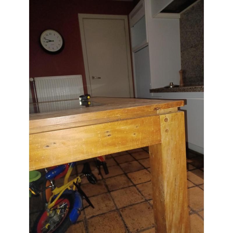 zware eiken tafel met arduinen blad
