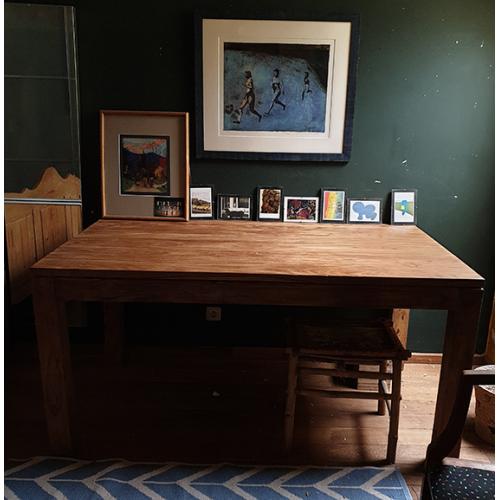 teak tafel