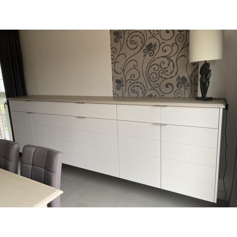 Moderne buffetkast in eik