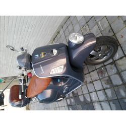 Mooie VESPA GTV 250