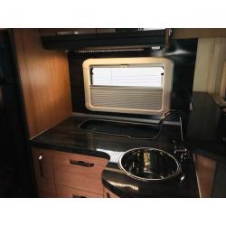 Prachtige mobilhome Knaus Skywave 700MEG half integraal
