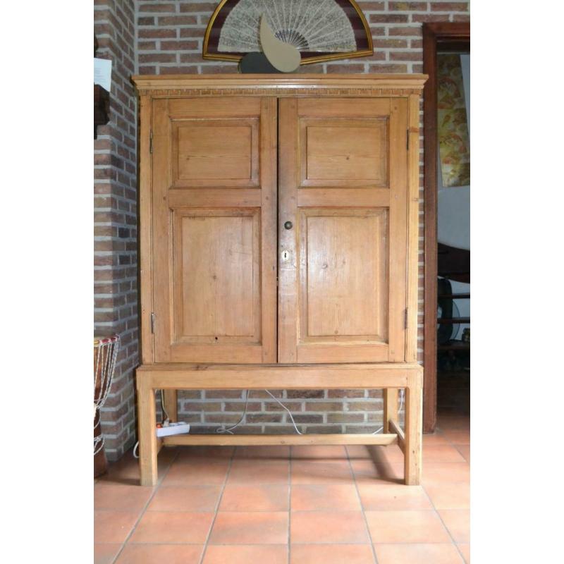 Tv kast Pomax
