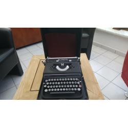 Antieken Typmachine Olivetti