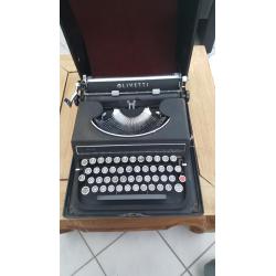 Antieken Typmachine Olivetti