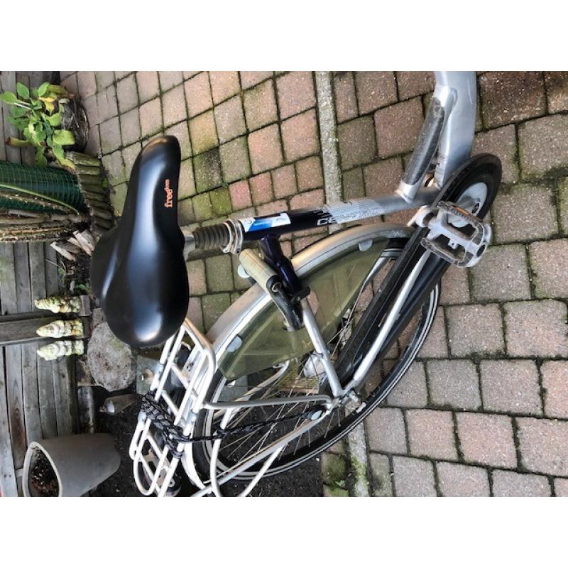 te koop vrouwfiets Giant