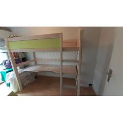 grenen white wash hoogslaper met bureau en kastje op wielen